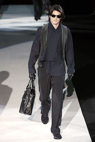 Giorgio Armani / - 2009-2010